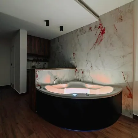 Dark Nest 2 Apartment *